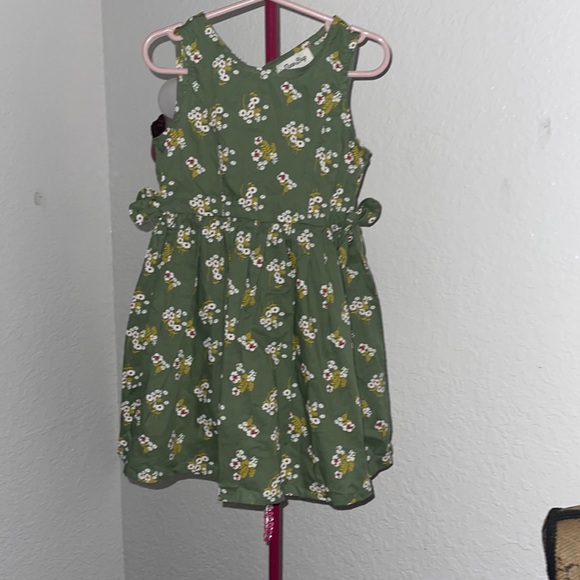 Toddler girl super cute dress - Picture 1 of 3